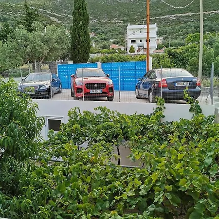 Orange Dhërmi