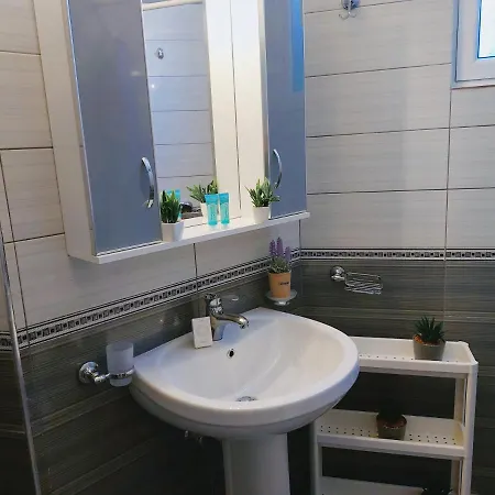 Guest house Orange Dhermi