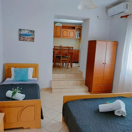 Guest house Orange Dhermi