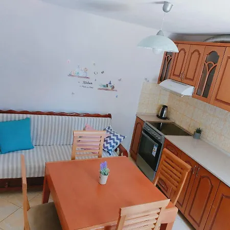 Orange Guest house Dhermi